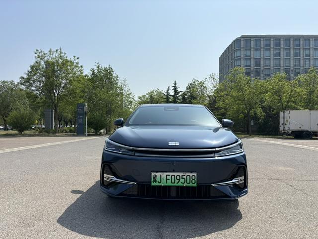 Geely Galaxy A7 EM 2025 модификация 150km Galaxy Edition