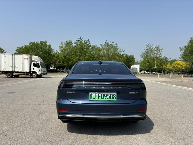 Geely Galaxy A7 EM 2025 модификация 150km Galaxy Edition – фото 5