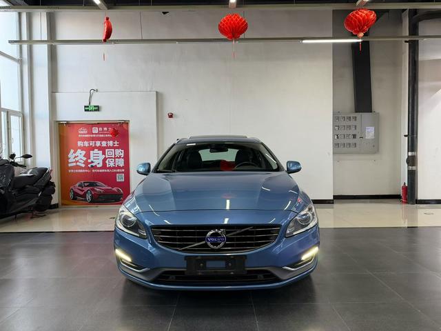 Volvo V60 2014 модификация комплектация T5 Smart Elegance Edition – фото 2