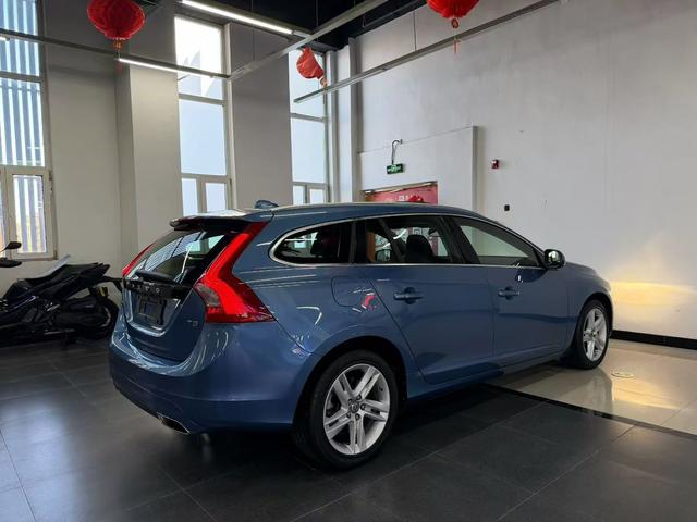 Volvo V60 2014 модификация комплектация T5 Smart Elegance Edition – фото 9