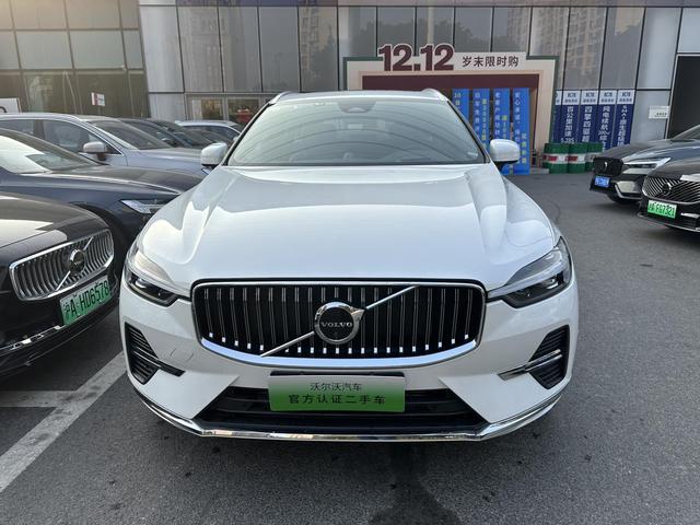 Volvo XC60 PHEV 2024 модификация T8 4WD Long Battery Li f e Pro Smart Elegance Deluxe Edition – фото 2