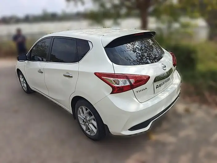 Nissan Tiida 2021 Model 1.6L CVT Zhixing Edition – фото 4