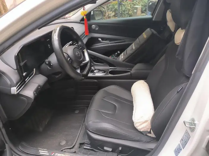 Hyundai Ioniq 2022 Model 1.5L CVT LUX Premium Edition – фото 10