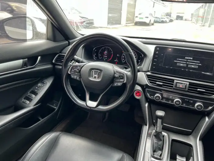 Honda INSPIRE 2022 Model 260TURBO Exquisite Edition – фото 10