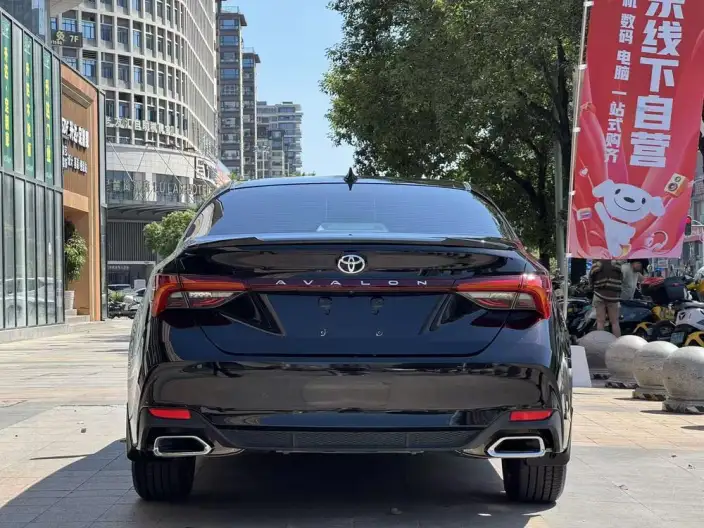 Toyota Avalon 2023 Model 2.5L Automatic Deluxe Edition – фото 6