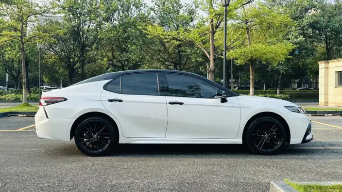 Toyota Camry 2023 Model 2.0S Knight Edition – фото 8