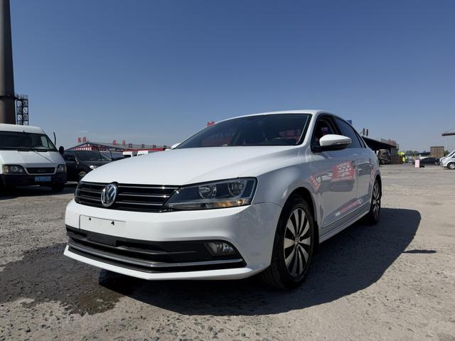 Volkswagen Sagitar 2017 модификация 180TSI автоматическое Leading – фото 1