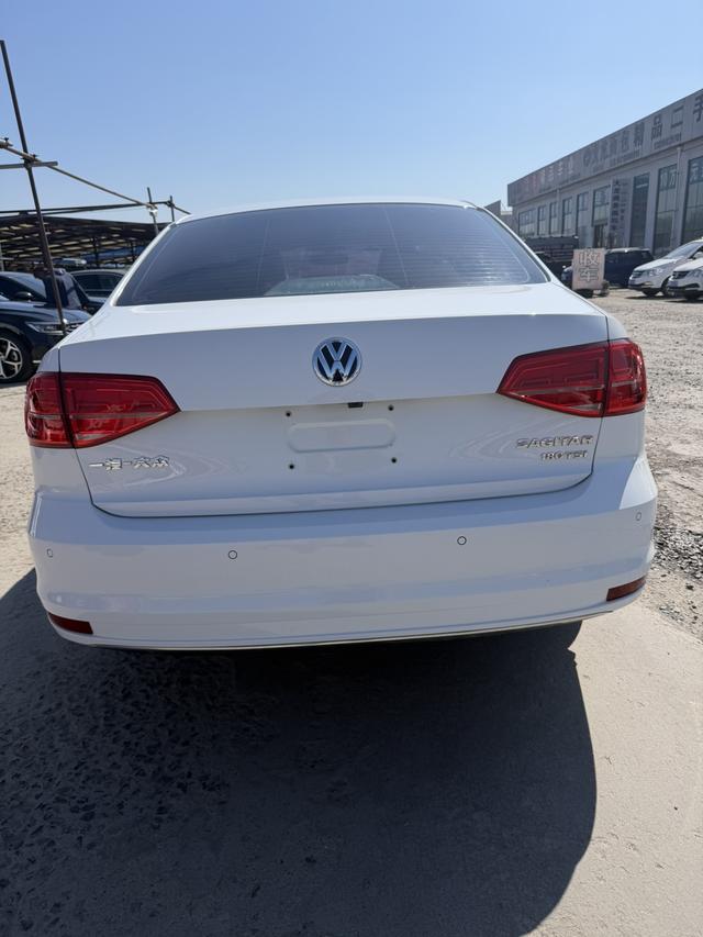 Volkswagen Sagitar 2017 модификация 180TSI автоматическое Leading – фото 8