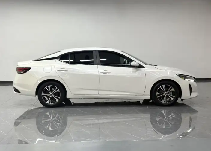 Nissan Sylphy 2023 Model 1.6L CVT Yuexiang Edition – фото 8