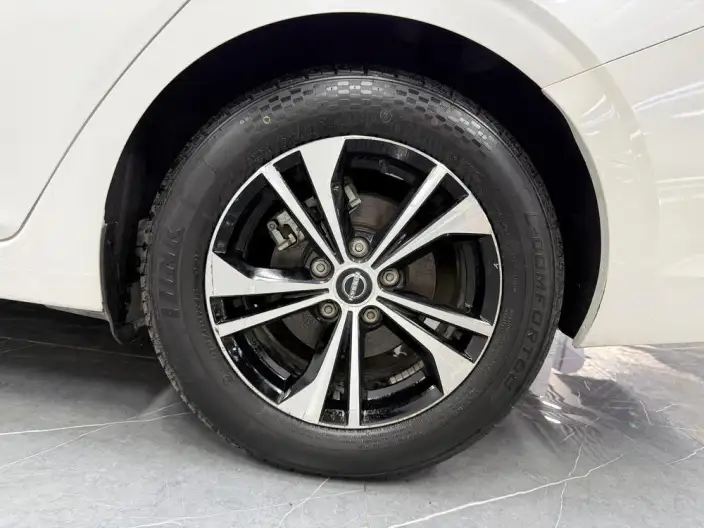 Nissan Sylphy 2023 Model 1.6L CVT Yuexiang Edition – фото 9