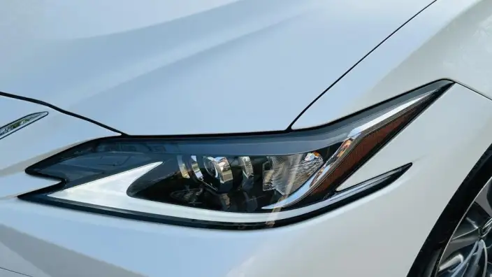 Lexus ES 2021 Model 200 Superior Edition – фото 10