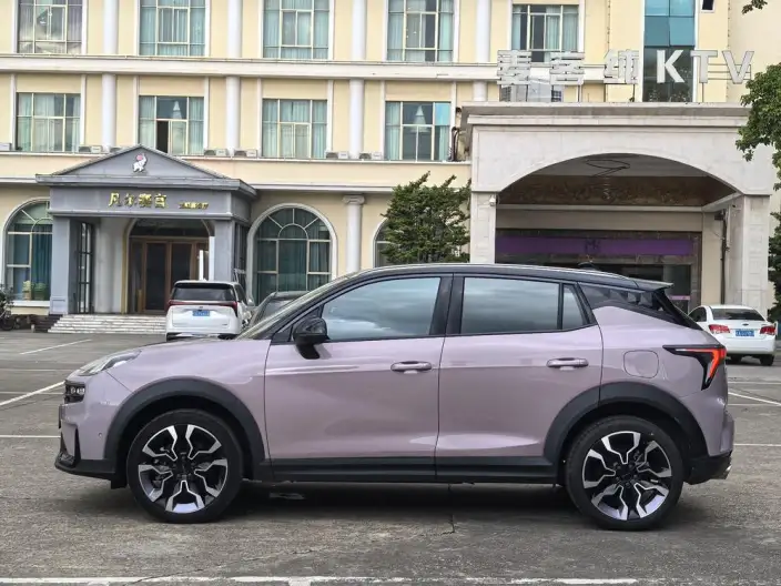 Lynk & Co 06 2023 Model Remix 1.5T Shero