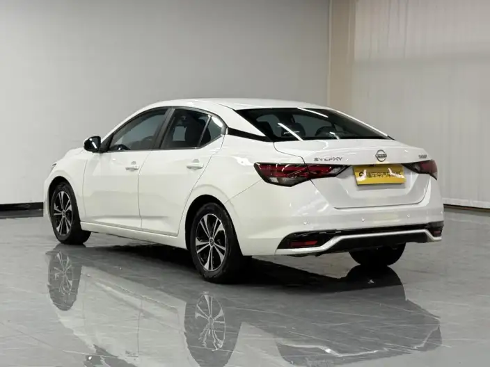 Nissan Sylphy 2023 Model 1.6L CVT Yuexiang Edition – фото 5