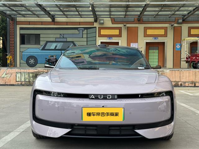 AUDI E5 Sportback 2026 модификация Flagship quattro тип