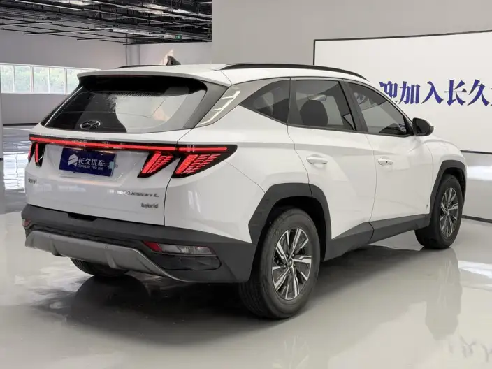 Hyundai Tucson 2022 Model Hyundai Tucson L 2.0L HEV GLT Hybrid · Smart Edition – фото 6