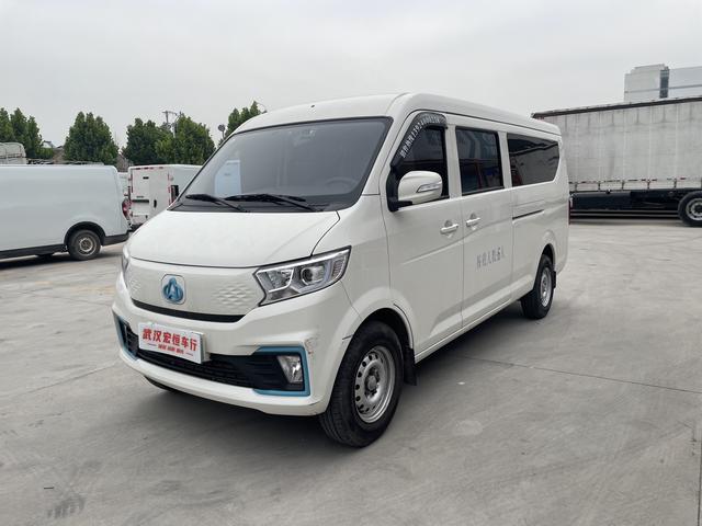 Cross Star V7 EV 2024 239km Passenger Edition Com f ort 6-Seater