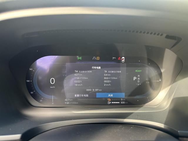 Volvo S90 PHEV 2024 модификация T8 4WD Long Battery Li f e Pro Smart Elegance Deluxe Edition – фото 9