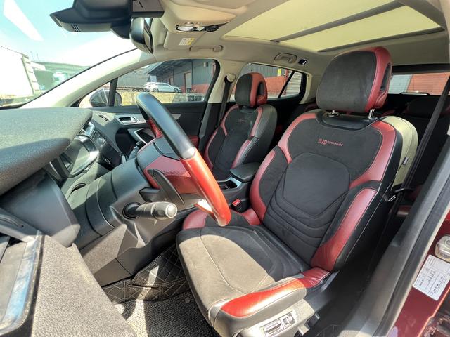 DS 6 Модель 2018 года 30THP P-Line Sport Sport – фото 11