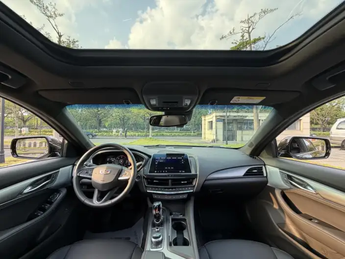 Cadillac CT5 2023 Model 28T Luxury Model Standard Edition – фото 10