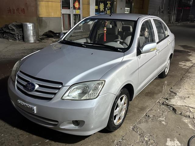 Xiali N5 2011 модификация 1.3L Manual Luxury