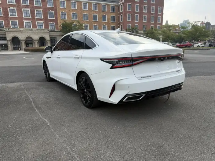 Chery Arrizo 8 2022 Model 1.6TGDI DCT Zhen