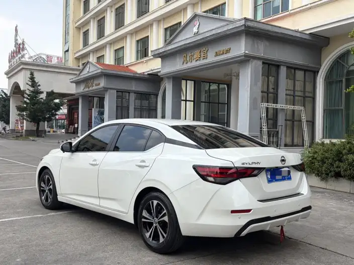 Nissan Sylphy 2023 Model 1.6L CVT Yuexiang Edition