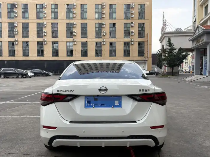 Nissan Sylphy 2023 Model 1.6L CVT Yuexiang Edition – фото 5