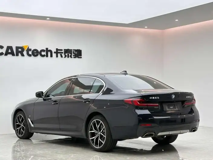 BMW 5 Series 2023 Model 530Li Exclusive Model M Sports Set – фото 5