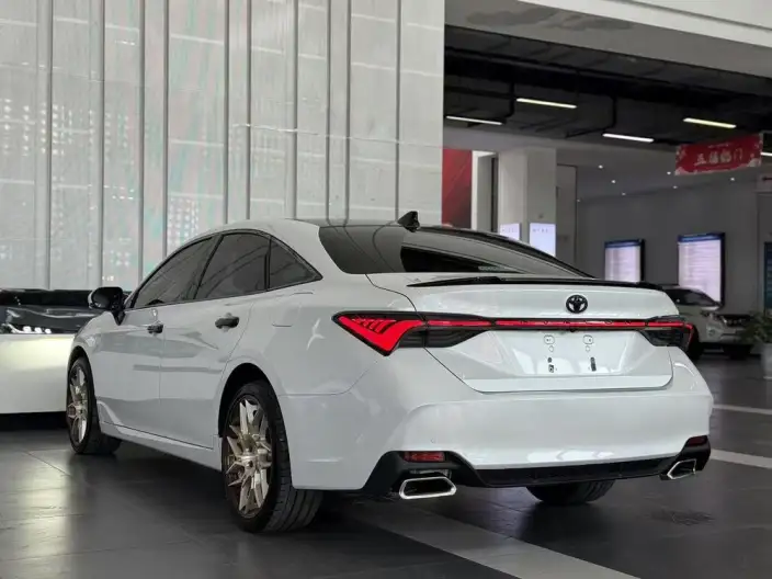Toyota Avalon 2023 Model 2.5L Automatic Touring Premium Edition – фото 5
