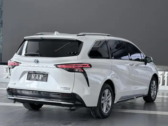 Toyota Sienna 2021 Model 2.5L Hybrid Platinum edition – фото 5