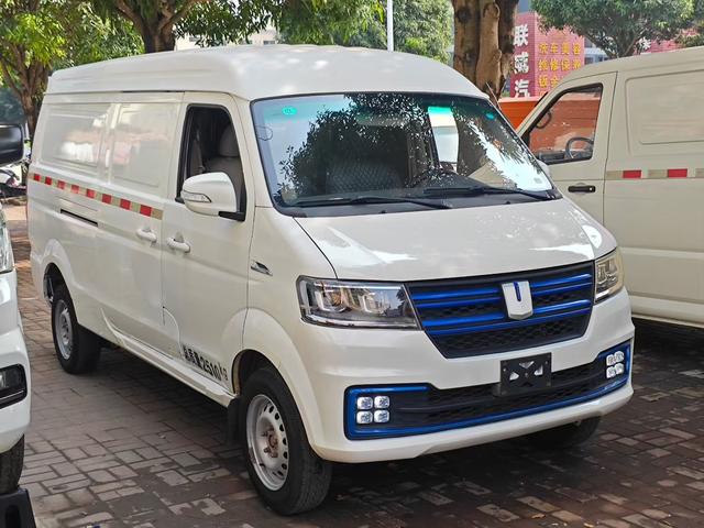 Farizon E5 2022 E5L BEV Cargo Van Gotion 38.7kWh