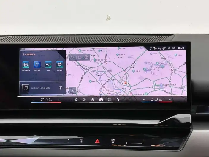 BMW 5 Series 2025 Model 530Li Leading Model M Sports Set – фото 8