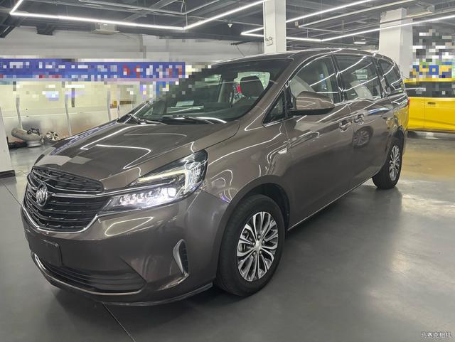 Buick GL8 2022 Land Business Class 652T Comfort – фото 1