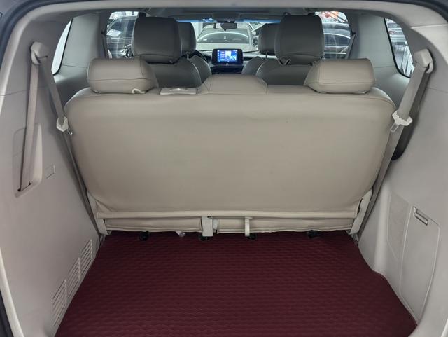 Buick GL8 2022 Land Business Class 652T Comfort – фото 9