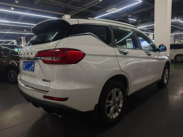 Haval M6 Модель 2018 года 1.5T DCT 2WD Urban type – фото 4