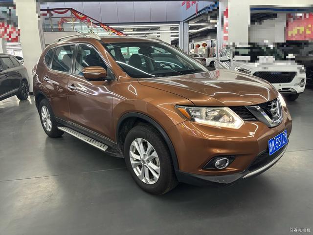 Nissan X-Trail 2014 2.0L CVT Comfort 2WD – фото 3