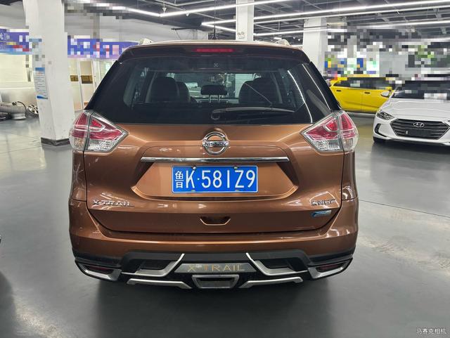 Nissan X-Trail 2014 2.0L CVT Comfort 2WD – фото 5