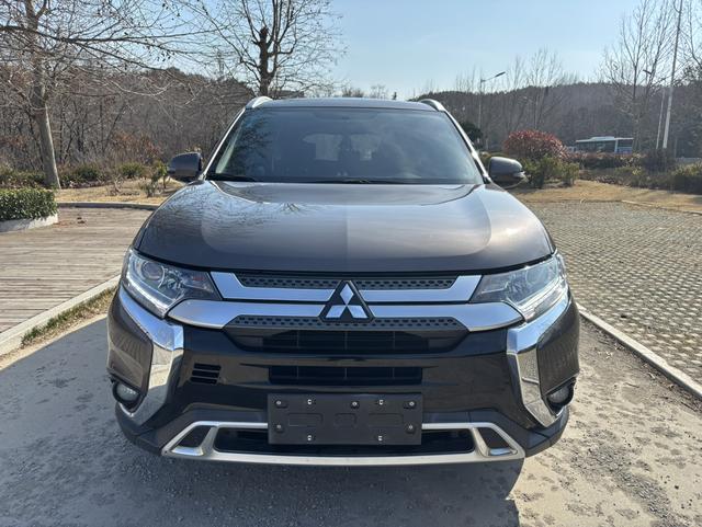 Mitsubishi Outlander 2020 2.0L 2WD Enjoy 7-seat