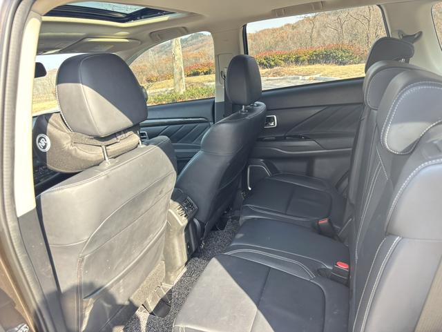 Mitsubishi Outlander 2020 2.0L 2WD Enjoy 7-seat – фото 8