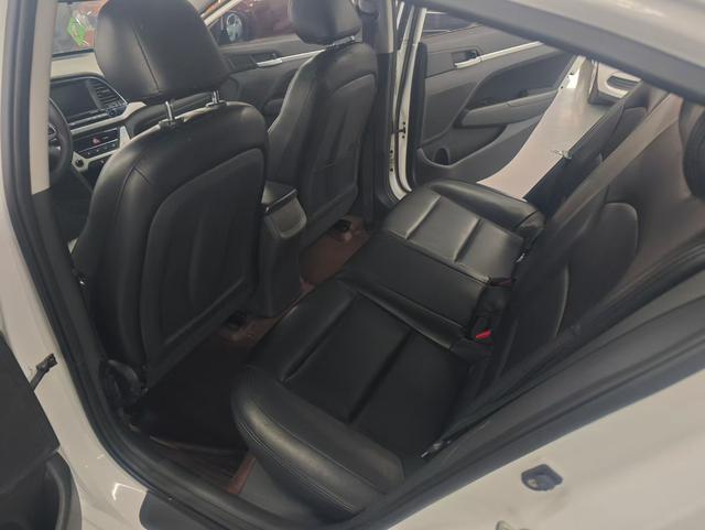 Hyundai Elantra AD 2016 1.6L Automatic Smart Elite – фото 7