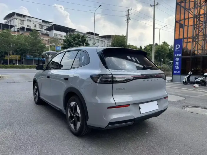 Geely Galaxy E5 2026 Model 530km Tiggo Edition – фото 5