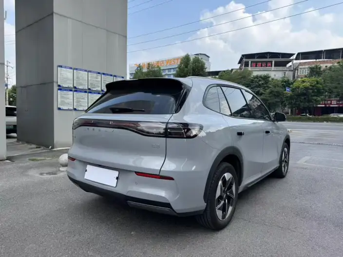 Geely Galaxy E5 2026 Model 530km Tiggo Edition – фото 7