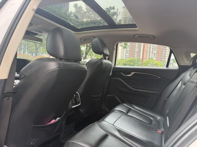 Bestune B70 2023 Third Gen 1.5T Automatic Smooth Enjoy – фото 15