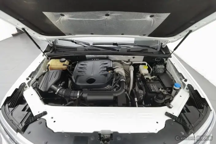 Roewe RX8 2019 Model 30T 2WD Superior Ultimate Edition – фото 5