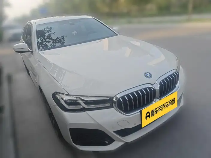 BMW 5 Series PHEV 2022 Model Facelift 535Le M Sports Set – фото 3
