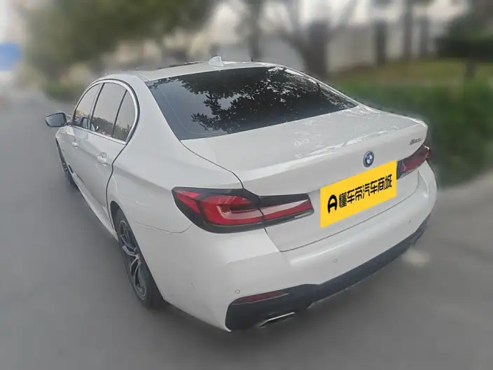 BMW 5 Series PHEV 2022 Model Facelift 535Le M Sports Set – фото 4