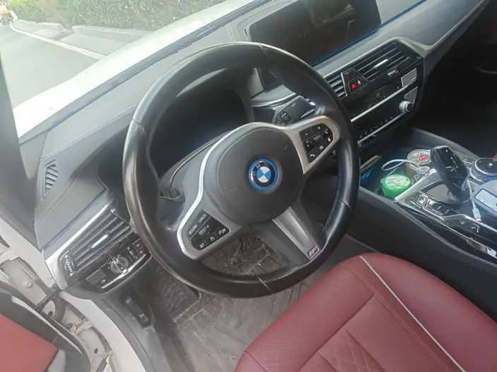 BMW 5 Series PHEV 2022 Model Facelift 535Le M Sports Set – фото 7