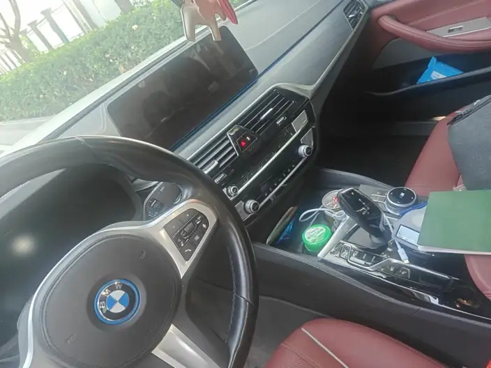 BMW 5 Series PHEV 2022 Model Facelift 535Le M Sports Set – фото 8