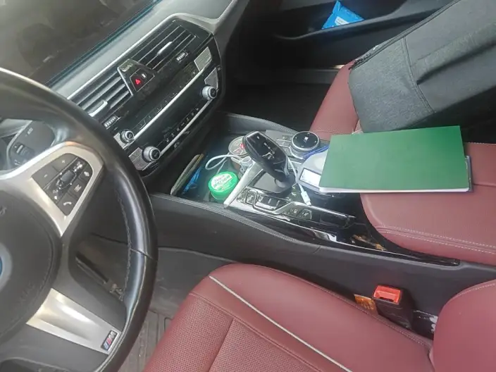 BMW 5 Series PHEV 2022 Model Facelift 535Le M Sports Set – фото 9
