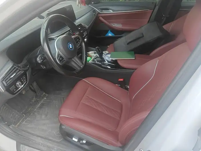 BMW 5 Series PHEV 2022 Model Facelift 535Le M Sports Set – фото 10